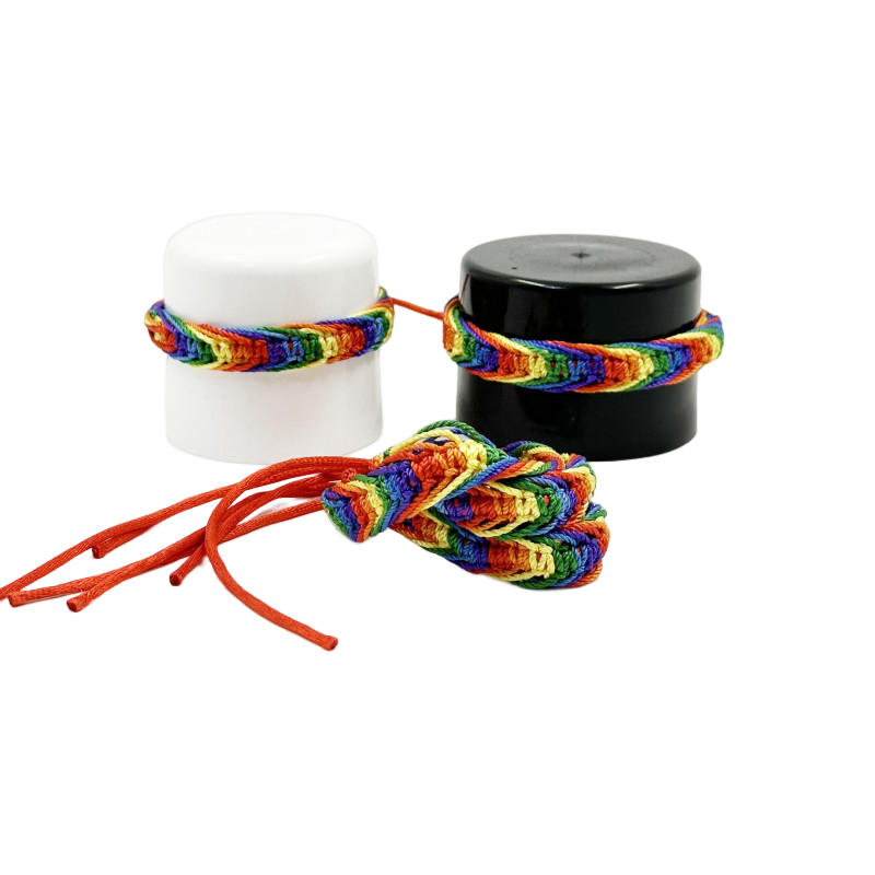 PRIDE - PULSEIRA DE FIOS TRANADOS COM BANDEIRA LGBT